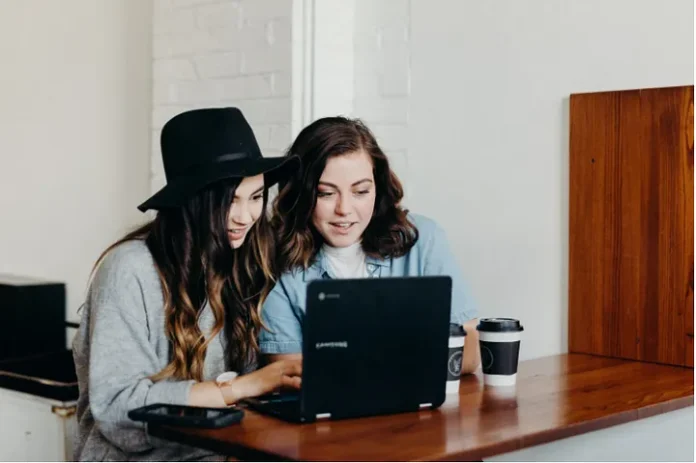 English to French translation service